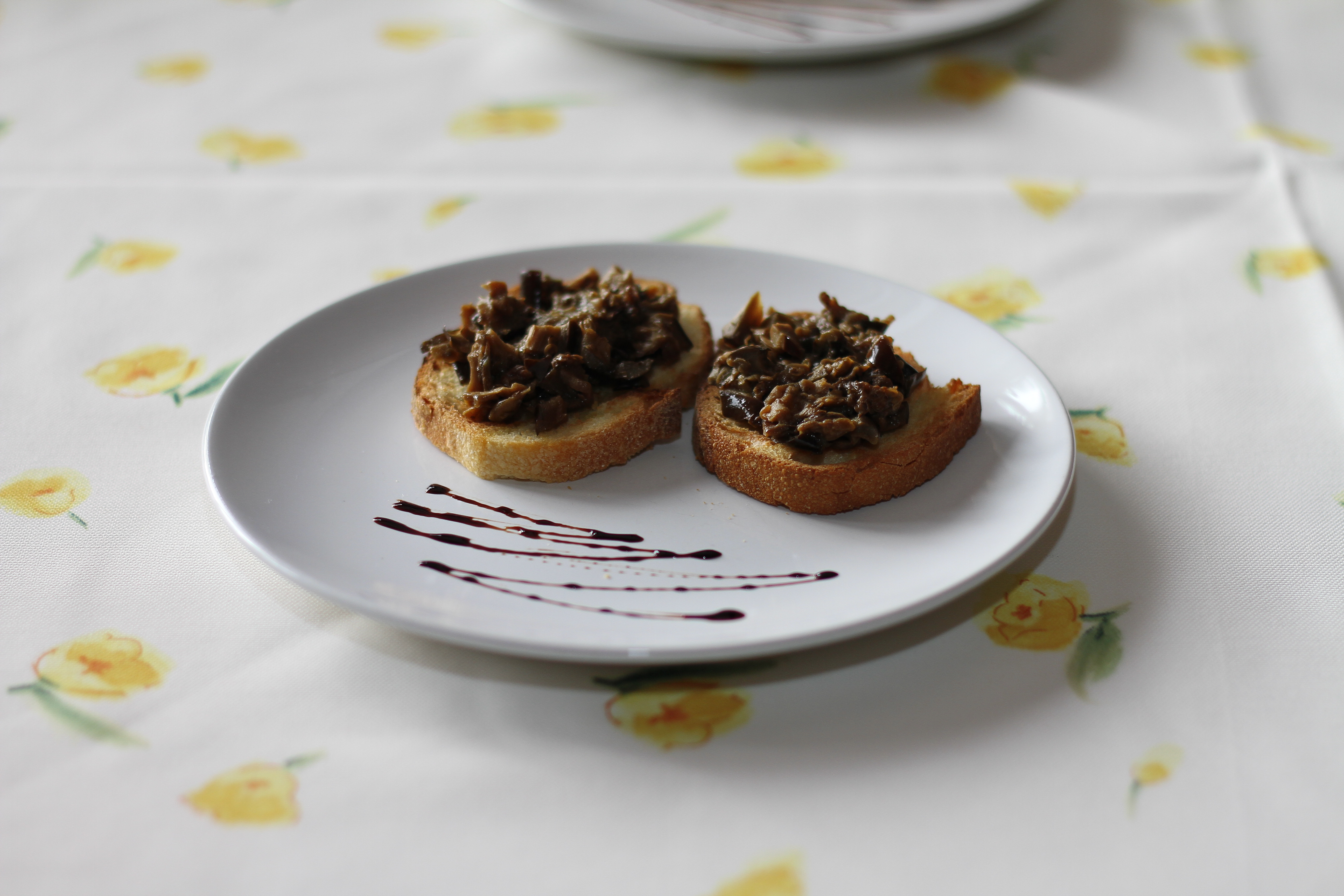 Bruschetta de berinjela